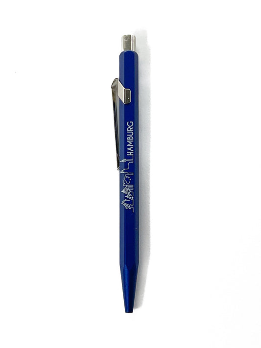 Caran d'Ache Kugelschreiber 849 "Hamburg", COLORMAT-X blau - exklusiv bei Otto F.K. Koch - Otto F. K. Koch