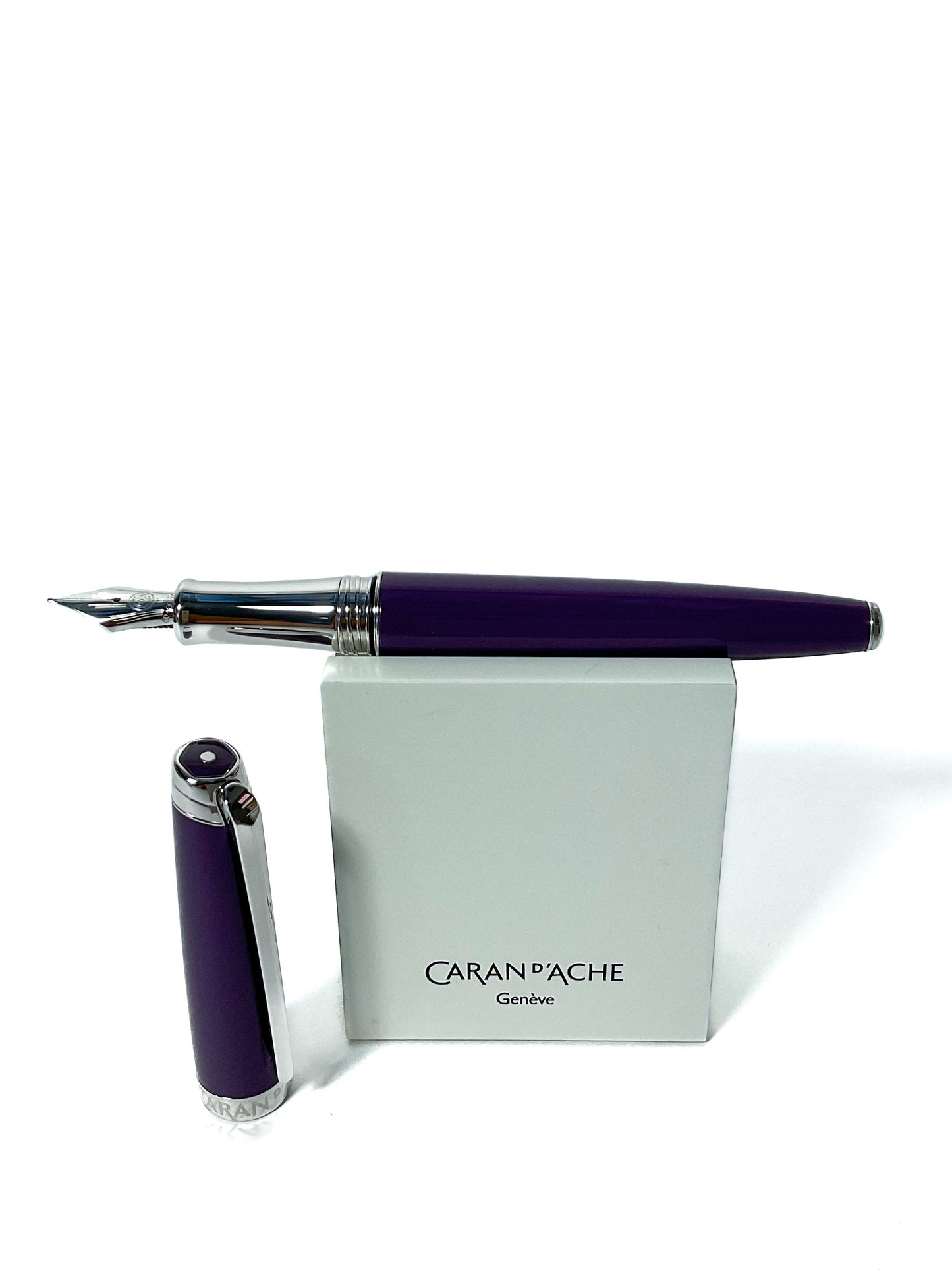 Caran d'Ache Füllfederhalter LÉMAN Violet - Otto F. K. Koch