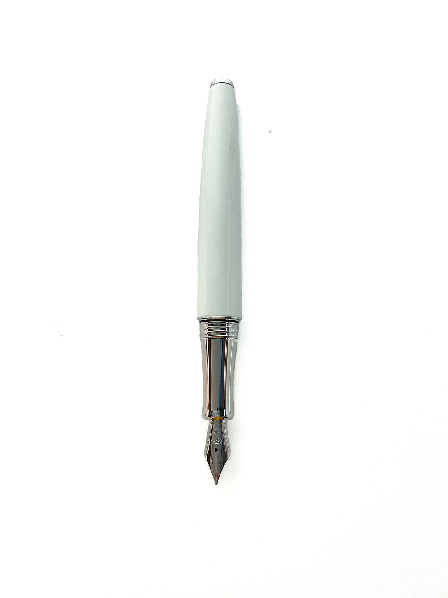 Caran d'Ache Füllfederhalter LÉMAN BICOLOR Weiß - Otto F. K. Koch